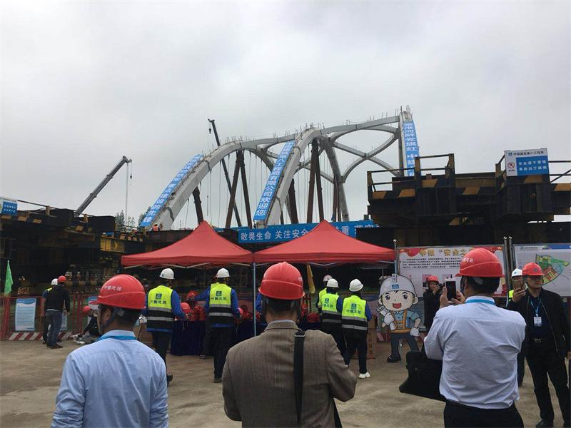 我公司參加江蘇省建筑行業(yè)協(xié)會建筑安全設備管理分會一屆二次理事會議